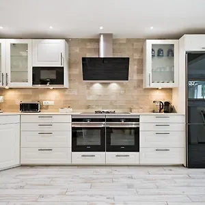 https://sitges-spaces-mediterranean-apartments-4-bedroom-4.catalonia-hotels.com