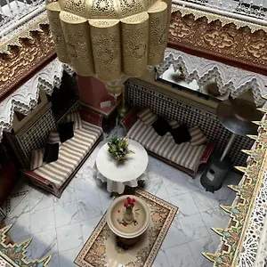 Gasthuis Elijah Marrakech And