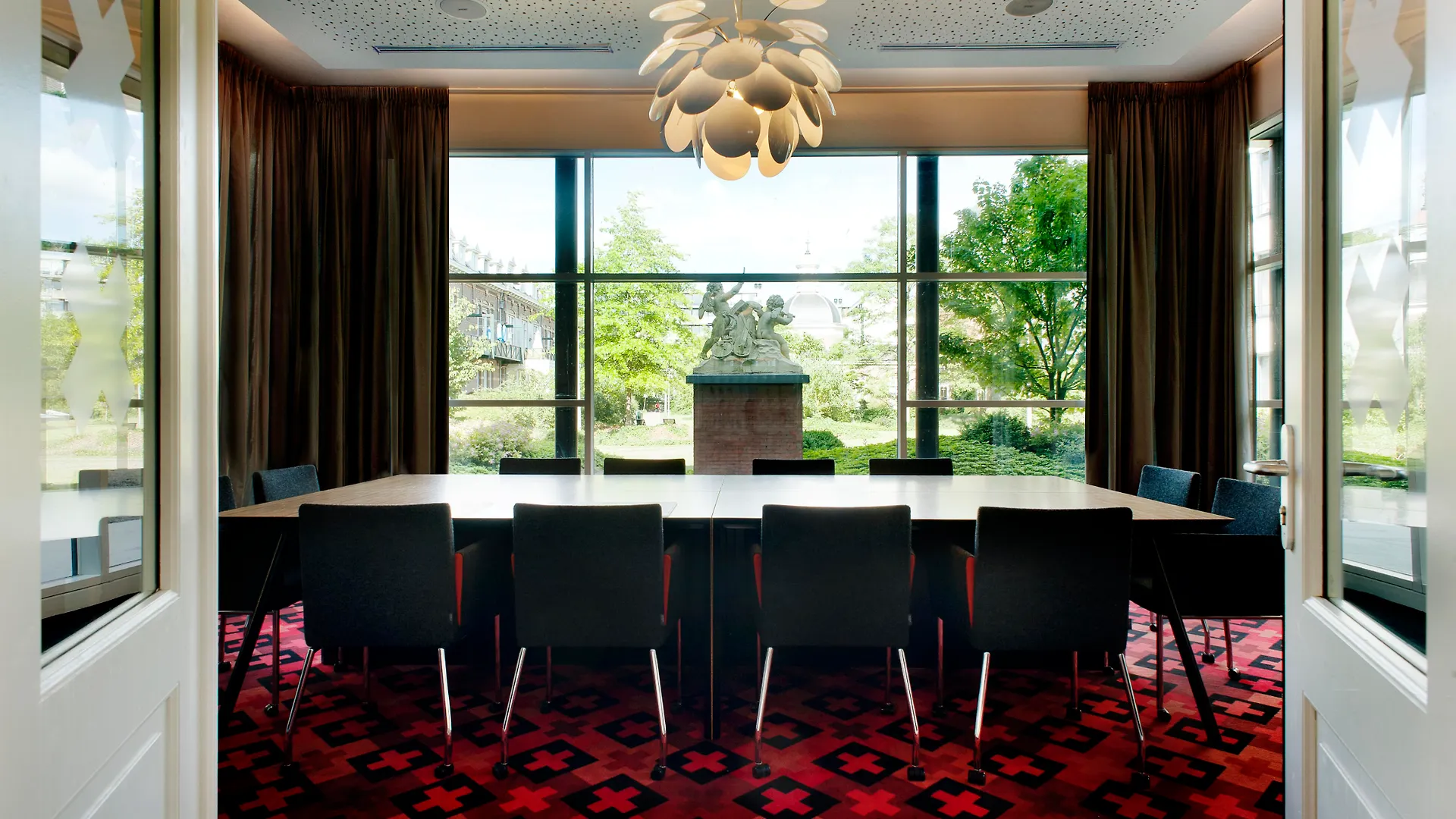 The Manor Amsterdam Hotel